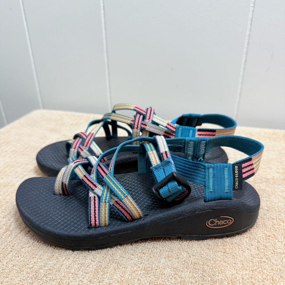 Chacos size 6 women’s